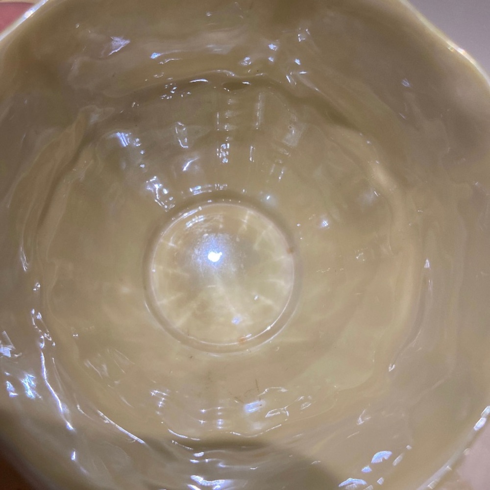 Belleek China tea cup and saucer, shell pattern, made in Ireland - Picture 4 of 5